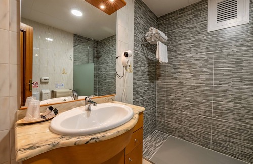 Vilafreser Hotel | Hotel Restaurant Sausa