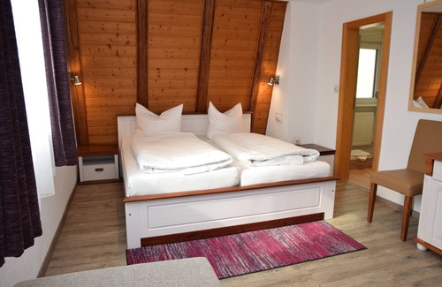 Burghaslach Hotel | Hotel-Restaurant Steigerwaldhaus