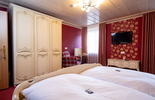 Harburg Hotel | Hotel-Restaurant STRAUSSEN