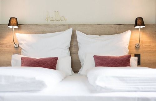 Baken Hotel | Hotel, Restaurant und Weinhandel Weinbek