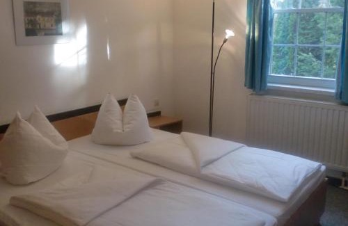 Konigshain Hotel | Hotel & Restaurant "Zum Firstenstein"