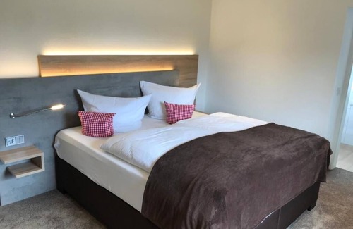Obernburg Hotel | Hotel-Restaurant Zum Karpfen