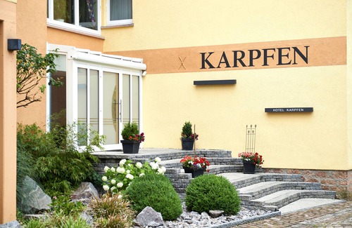 Obernburg Hotel | Hotel-Restaurant Zum Karpfen