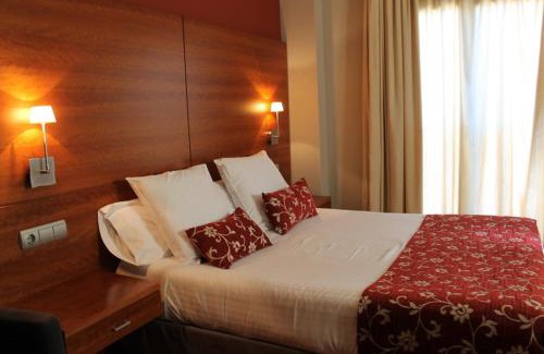 Calderon Hotel | Hotel Restaurante El Tollo