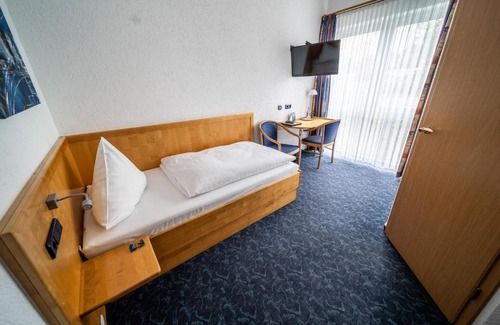 Wiesemscheid Hotel | Hotel Rieder