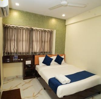Grant Road Hotel | Hotel Rinza Residency