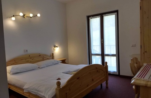 Crandola Valsassina Hotel | Hotel Ristorante Sassi Rossi