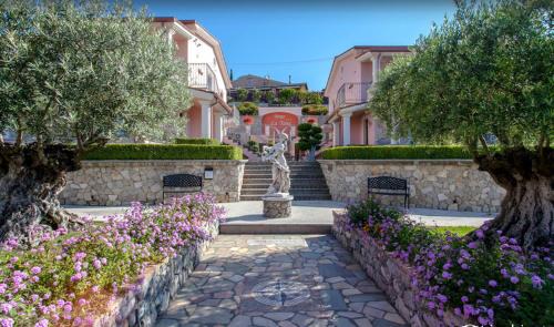 Marina di Maratea Hotel | Hotel Ristorante Borgo La Tana