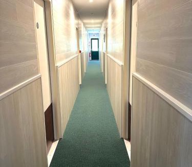 Tremblay Hotel | HOTEL Roc Land