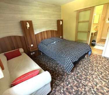 Tremblay Hotel | HOTEL Roc Land