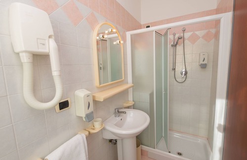 Roseto degli Abruzzi Hotel | HOTEL ROMA