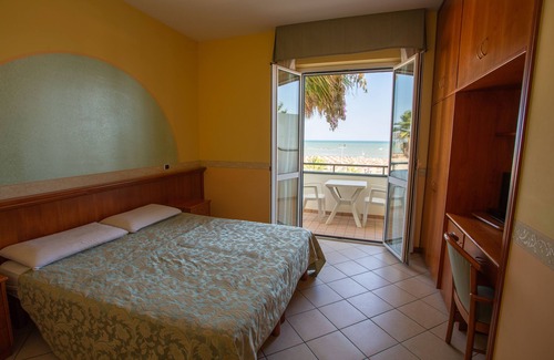 Roseto degli Abruzzi Hotel | HOTEL ROMA