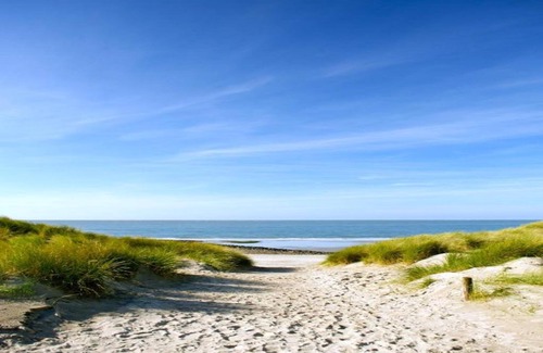 Municipality of Hellevoetsluis Apartment | Hotel Room in Hellevoetsluis by the Beach