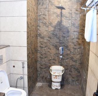 Pinjore Hotel | Hotel Royal Comfort Inn