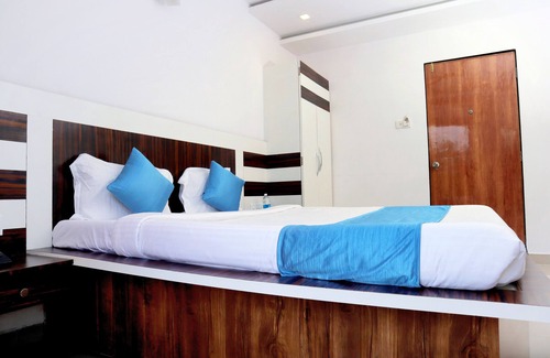 Wai Hotel | Hotel Royal Hills