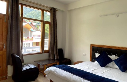 Chhota Shimla Hotel | Hotel Royale View