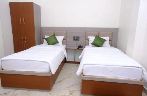 Padrauna Hotel | Hotel RS Grand