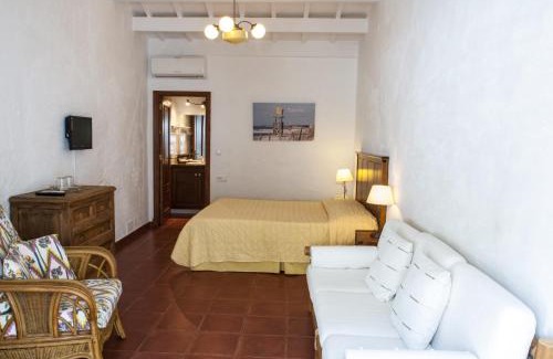 Sant Lluis Hotel | Hotel Rural Biniarroca - Adults Only