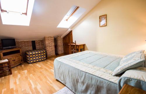 Cuevas del Valle Hotel | Hotel Rural El Paraiso de Gredos