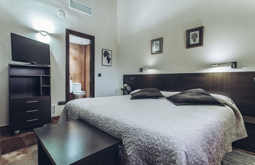 Calderon Hotel | Hotel Rural Pago de Tharsys