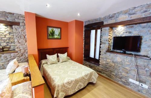 Molinaseca House | Hotel Rural Pajarapinta