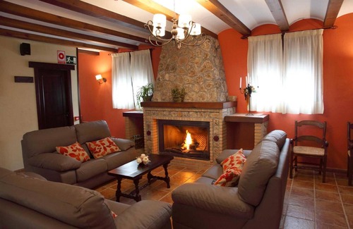 Hinojares House | Hotel Rural Valle del Turrilla
