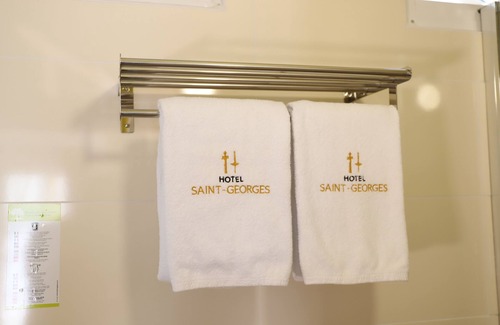 Saint-Claude Hotel | Hotel Saint - Georges