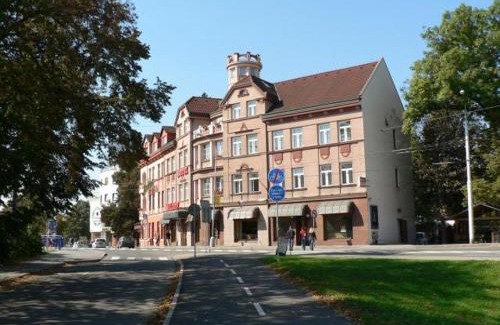 Zlin Hotel | Hotel Saloon