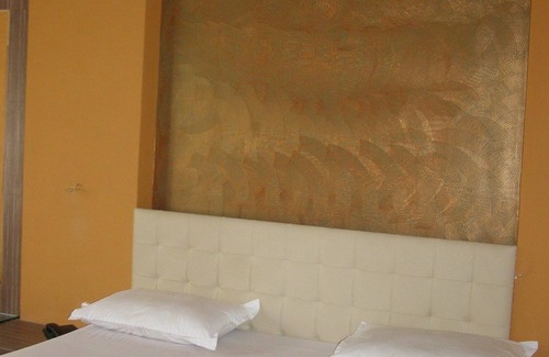 Wai Hotel | Hotel Sanai Residency