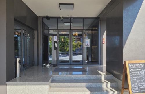 Jaroslaw Hotel | Hotel Sanova