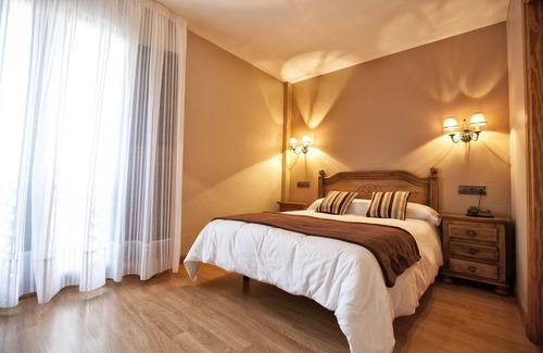 Cangas de Onis Hotel | Hotel Santa Cruz