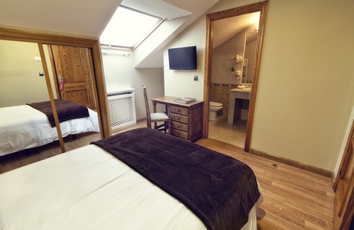Cangas de Onis Hotel | Hotel Santa Cruz