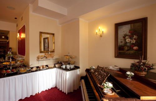 Ceske Budejovice Hotel | Hotel Savoy