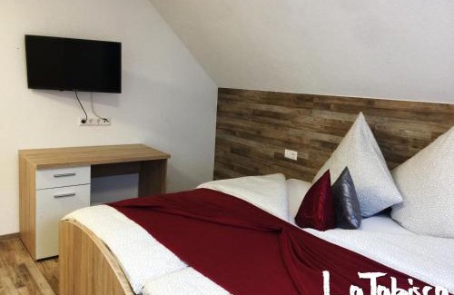 Rechberghausen Hotel | Hotel Schurwald