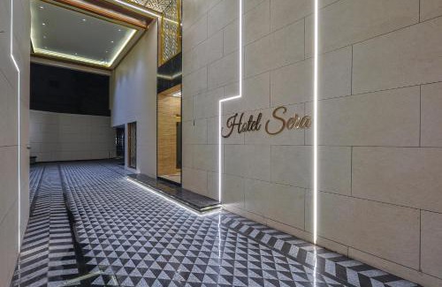 Sayajiganj Hotel | HOTEL SERA, Vadodara