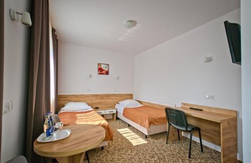 Lancut Hotel | Hotel Sezam Kraczkowa
