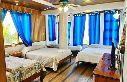 Barrio El Centro Hotel | Hotel Sherwood