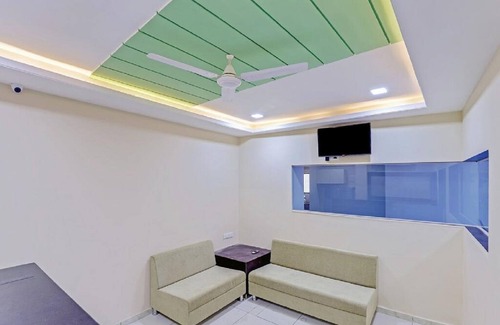Vadodara Hotel | Hotel Shiv Inn