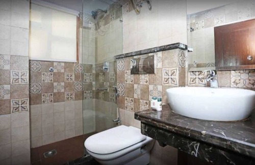 Bemloi Hotel | HOTEL SHIWALIK REGENCY