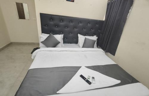 Kondapur House | Hotel Shri Biraj Residency