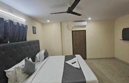Kondapur House | Hotel Shri Biraj Residency