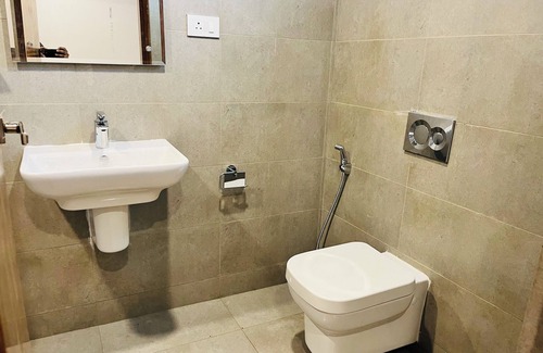 Banjara Hills Hotel | HOTEL SIGNATURE BANJARA HILLS HYDERABAD