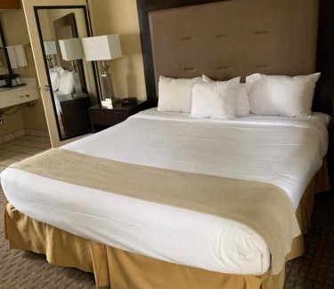 Rampart Village Hotel | Hotel Silver Lake