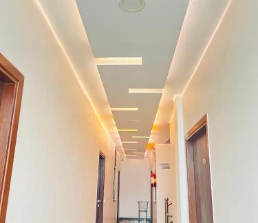 Gorakhpur Hotel | Hotel Singh Comfort Inn