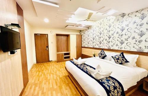 Shamshabad House | Hotel SM Deccan Park Airport Zone