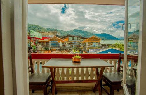 Pokhara Hotel | Hotel Snowland