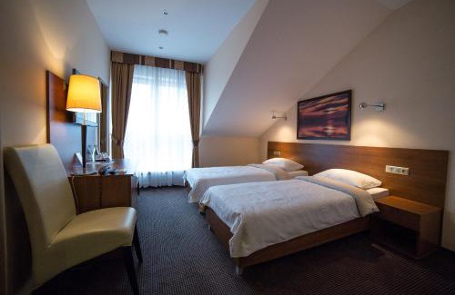 Nowy Dwor Mazowiecki Hotel | Hotel Sokołowska Airport Modlin