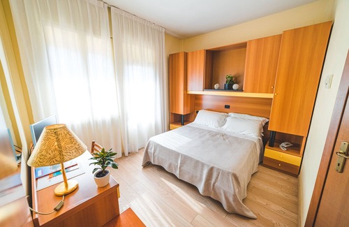 Sottomarina Hotel | Hotel Sole
