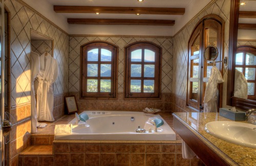 La Seu d'Urgell Hotel | Hotel & Spa El Castell de Ciutat