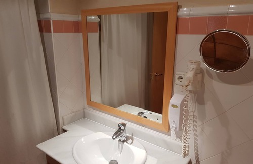 Cistierna Hotel | Hotel Spa Puerta Vadinia